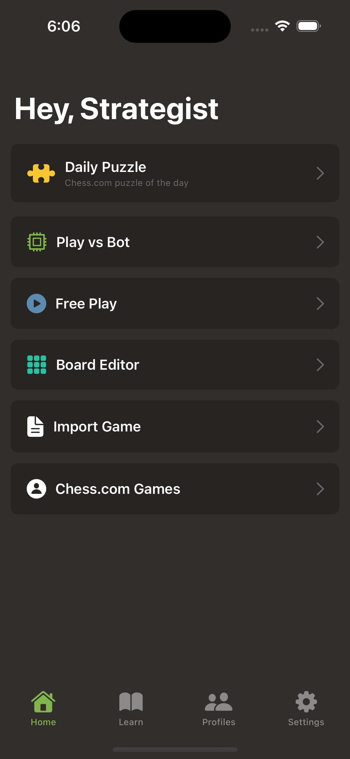 Chessight home screen showing puzzles, play modes and recent analyses